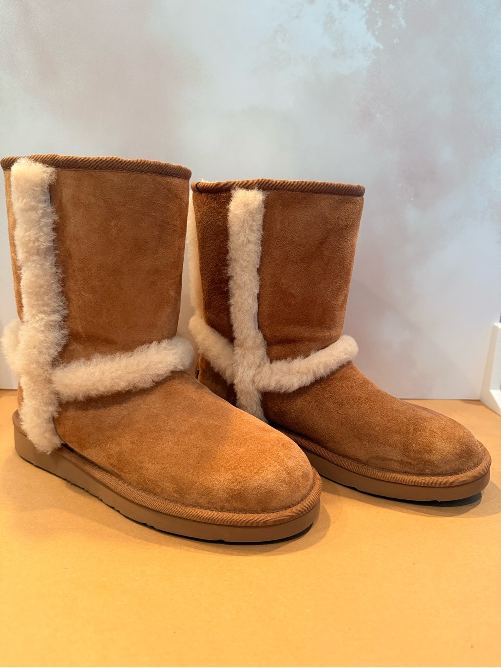 UGG Carter Suede Shearling Boots- NEVER WORN